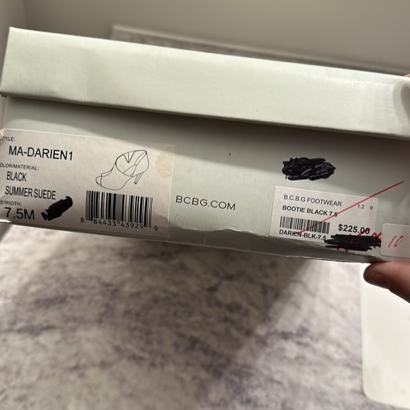 BCBG Maxazria MA-ARIENA black summer suede bootie heels. Size 7.5 - Picture 8 of 8